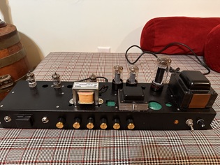 Howchon5F6A tube amp